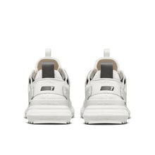 Load image into Gallery viewer, True Lux Hybrid golf shoes in High Vis White
